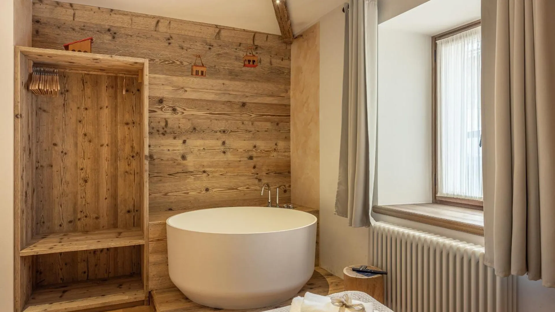 Alla Regia Wellness, Con Sauna E Vasca Idromassaggio Vodo Cadore Italien
